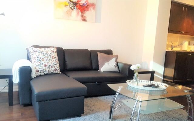 Lavish Suites - Luxury Condo - Downtown