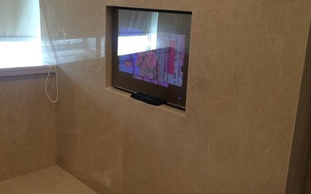 Shenzhen Baoan PLUS Gems Cube Hotel