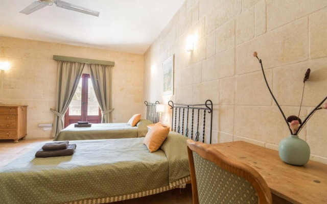 Ta Gianni - Xewkija Holiday Home