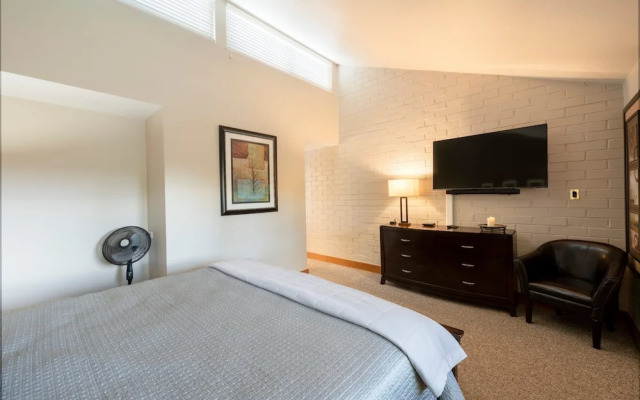 Steps to Ski Trails! Stay at Park Avenue 256 w/ Hot Tub & Pool