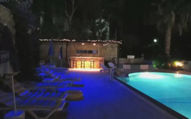 Blue Pearl Hotel