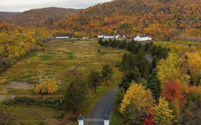 Glenora Inn & Distillery