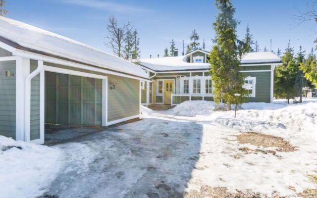 Rukan taikavuosseli 10 a