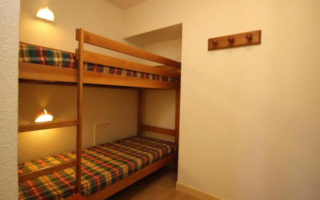 Appartement La Bourboule, 2 pièces, 5 personnes - FR-1-608-56