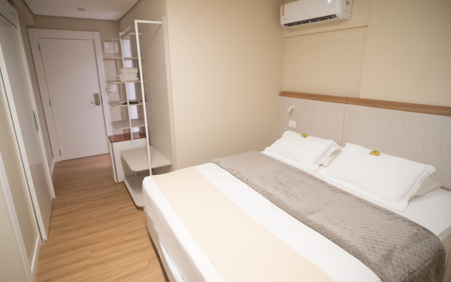 Camboriú Praia Hotel