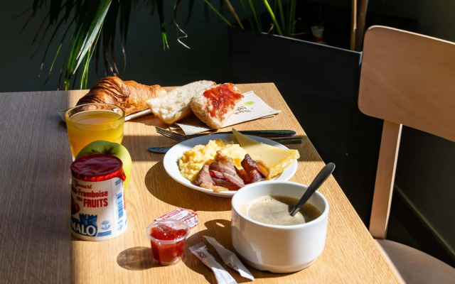 B&B HOTEL Saint-Etienne Monthieu