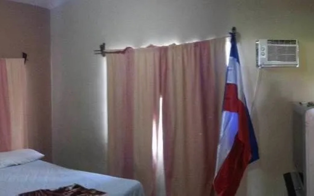 The Guaras Hostal - Hostel