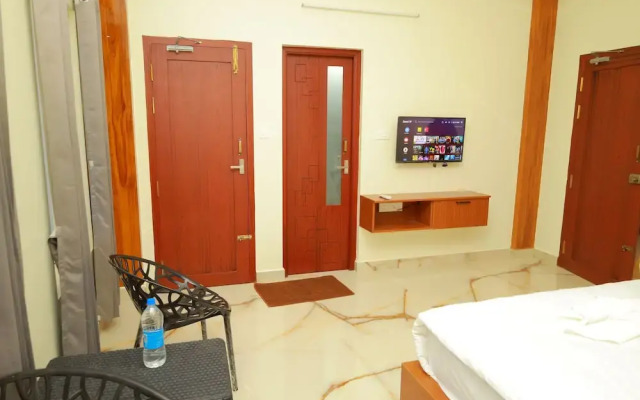 Azhagu Beach Resort
