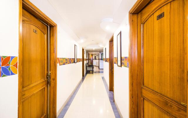 FabHotel Model Town Heights