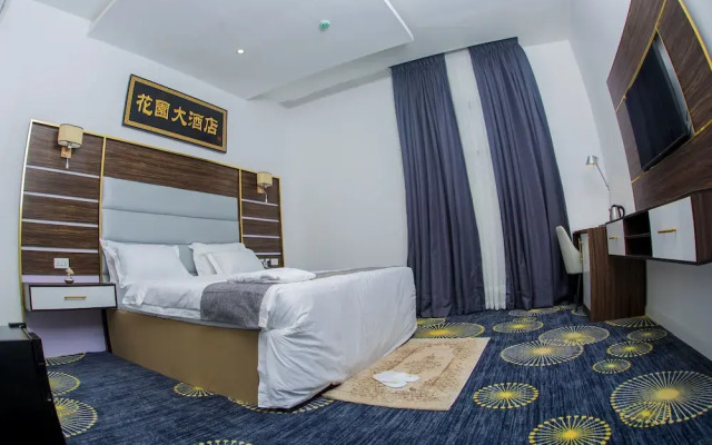 Garden Top Hotel Festac