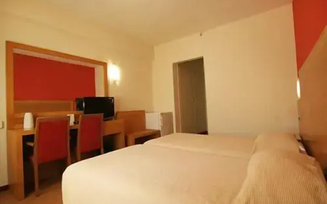 Diana Hotel