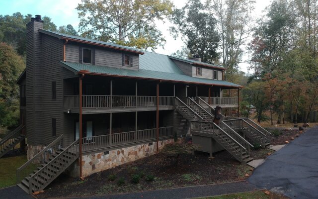 The Villas at Coosawattee River Resort