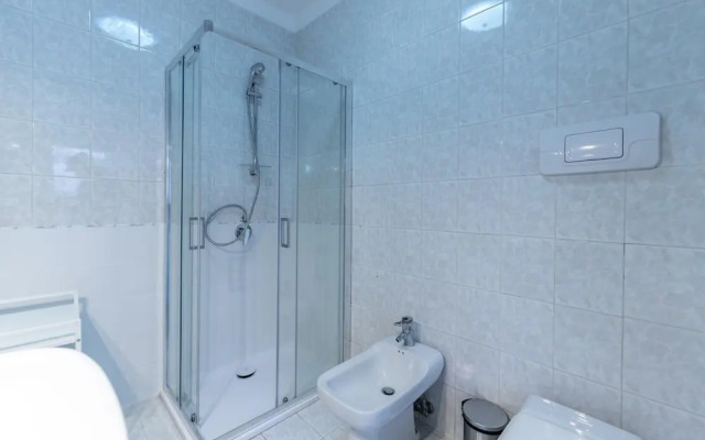 Via Annibale Caccavello 10 Primo Piano(No Front Desk Please Contact The Property 5 Days In Advance)