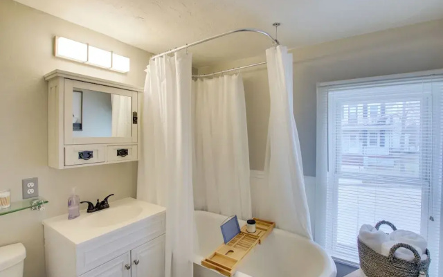 Coastal Comfort & Golfers' Paradise in Sheboygan!