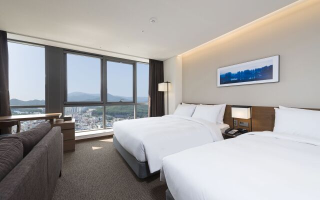 Ramada Encore by Wyndham Haeundae