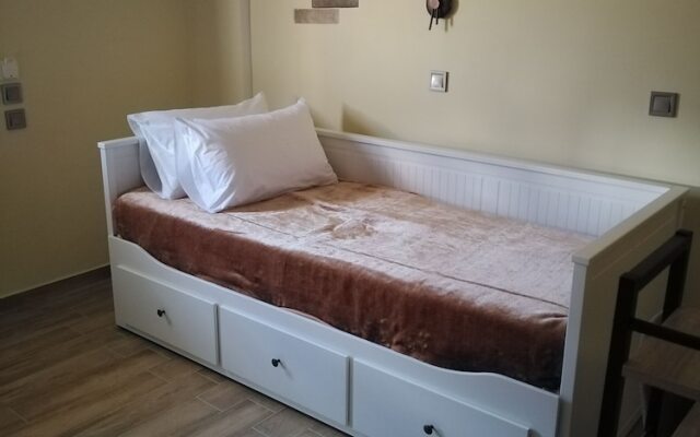 Serafi Cozy Rooms Archaggelos