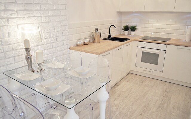 Warsaw Concierge Opera Apartment