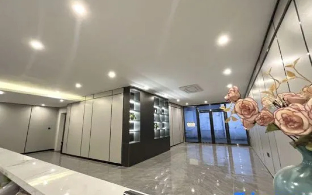 You Holiday Ri Apartment