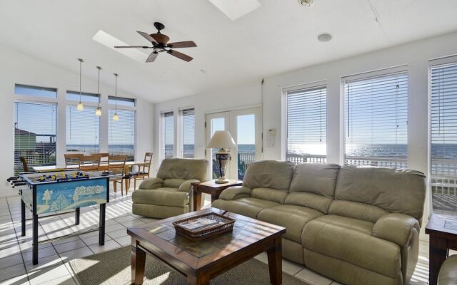 Brannen by RedAwning