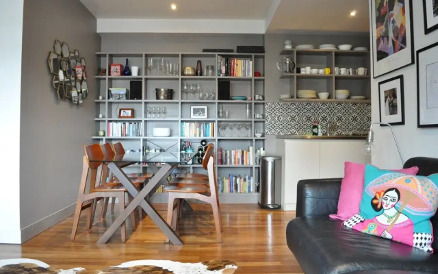 Fantastic Stylish 2 Bed Next to Borough Station