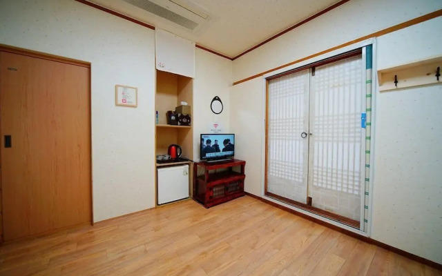 Hanok Hotel Dong Nak Won