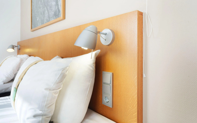 Holiday Inn Helsinki - Vantaa Airport by IHG