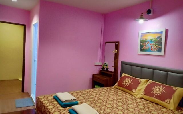 Santo House