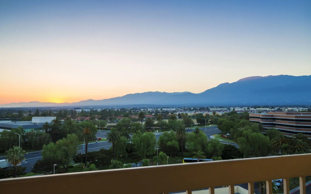 Ontario Airport Hotel & Conference Center