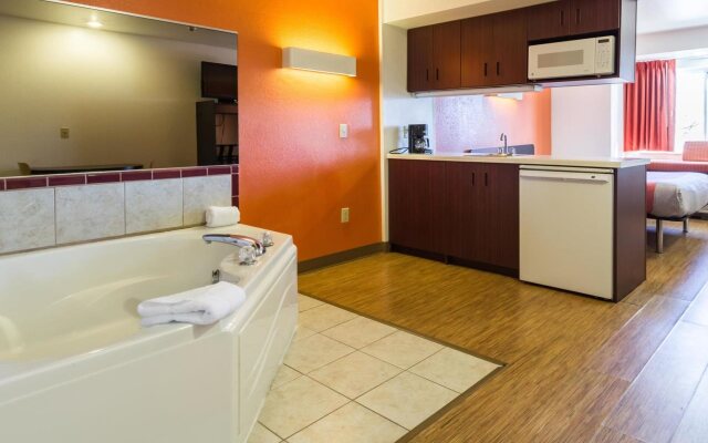 Motel 6 Huron, OH - Sandusky