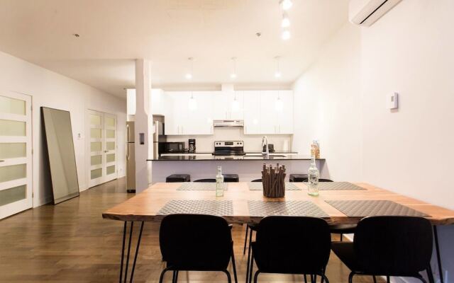 Huge Industrial Loft Near Mont-royal Metro