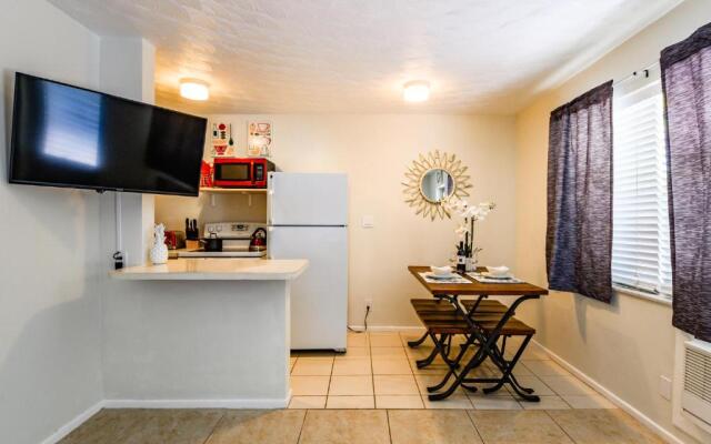 Beautiful Old Apartment with Beach Gear
