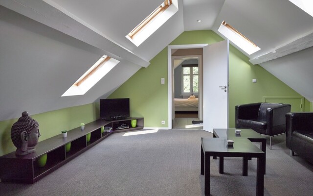 Attractive Holiday Home in Spa with Swimming Pool