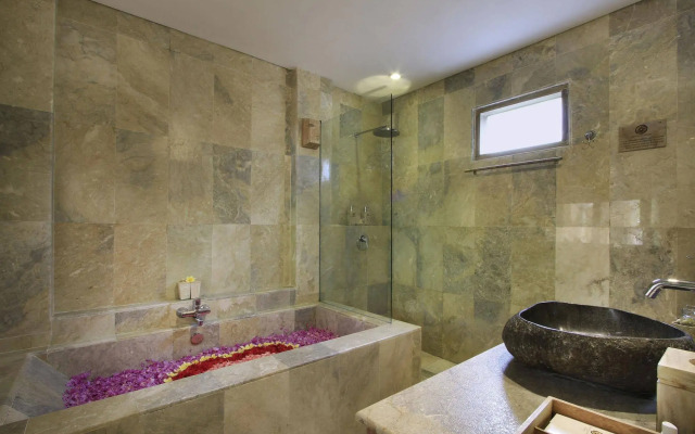 Отель The Kanjeng Resort Ubud