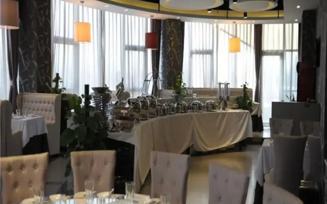 Jun Hotel