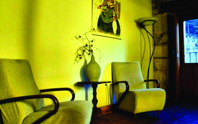 Real Posada De La Mesta