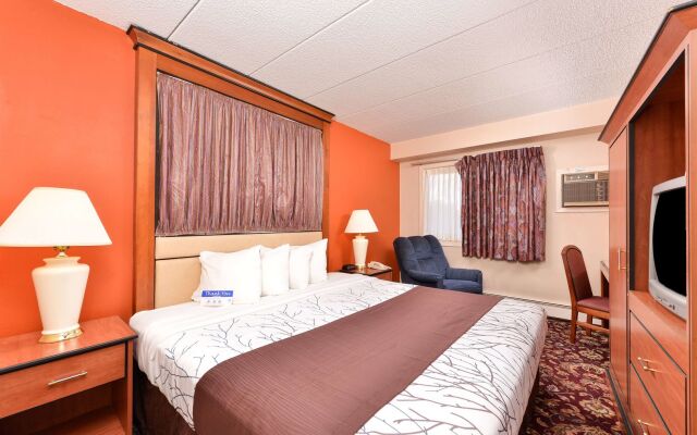 Stillwater Inn & Suites