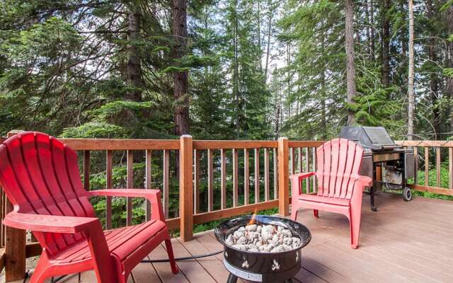 The Simple Life Cabin Apartment 2