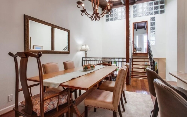 Sbtc161 3 Bedroom Condo