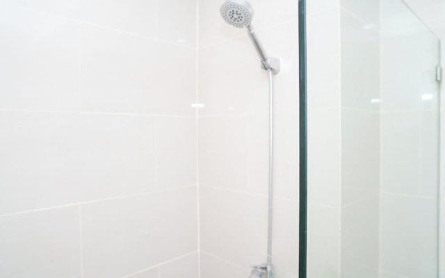 Comfortable And Decent Studio At Apartment Daan Mogot City