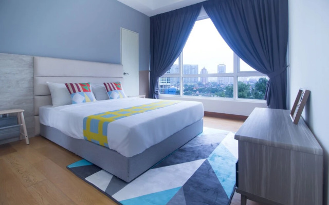 OYO Home 500 Premium 2BR Crest Condo