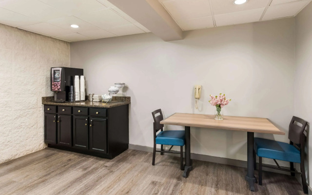 Baymont by Wyndham Westampton