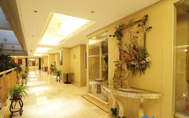 Sainahe Hotel (Beijing Tiantongyuan Lishuiqiao Metro Station)