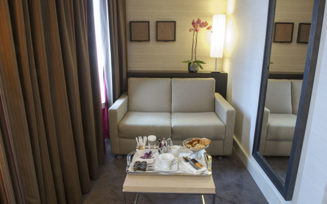 Nest Hotel Paris la Défense - MGallery Collection