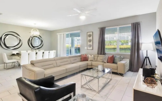 1562 OL - 8BR Tranquil Escape