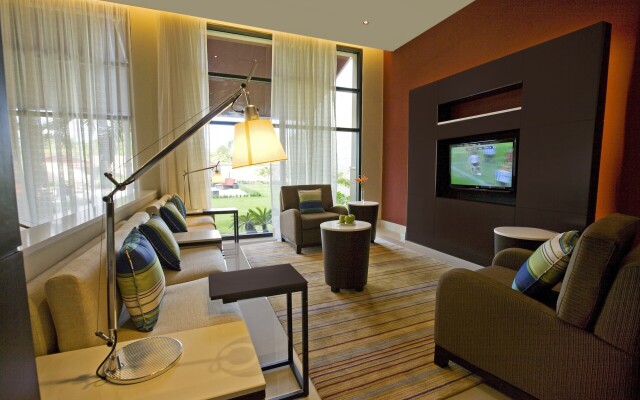 Courtyard by Marriott Panama Metromall