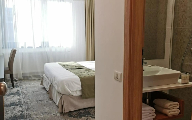 YMY Boutique Residence