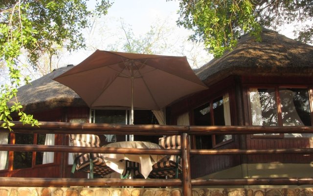 Baluleni Safari Lodge