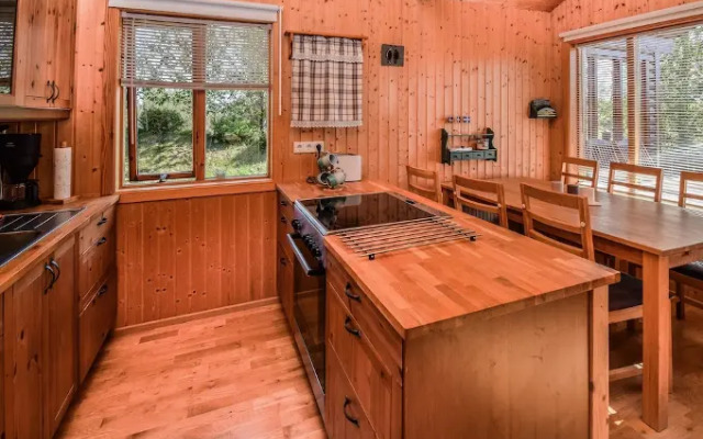 Cottage O12