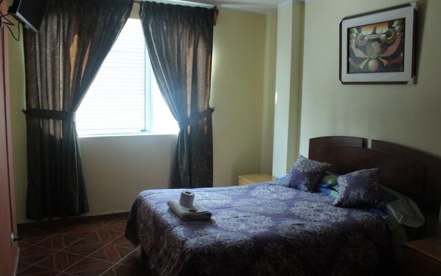 Hostal Shalom