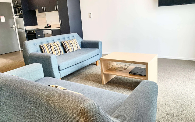 Ramada Suites By Wyndham Albany
